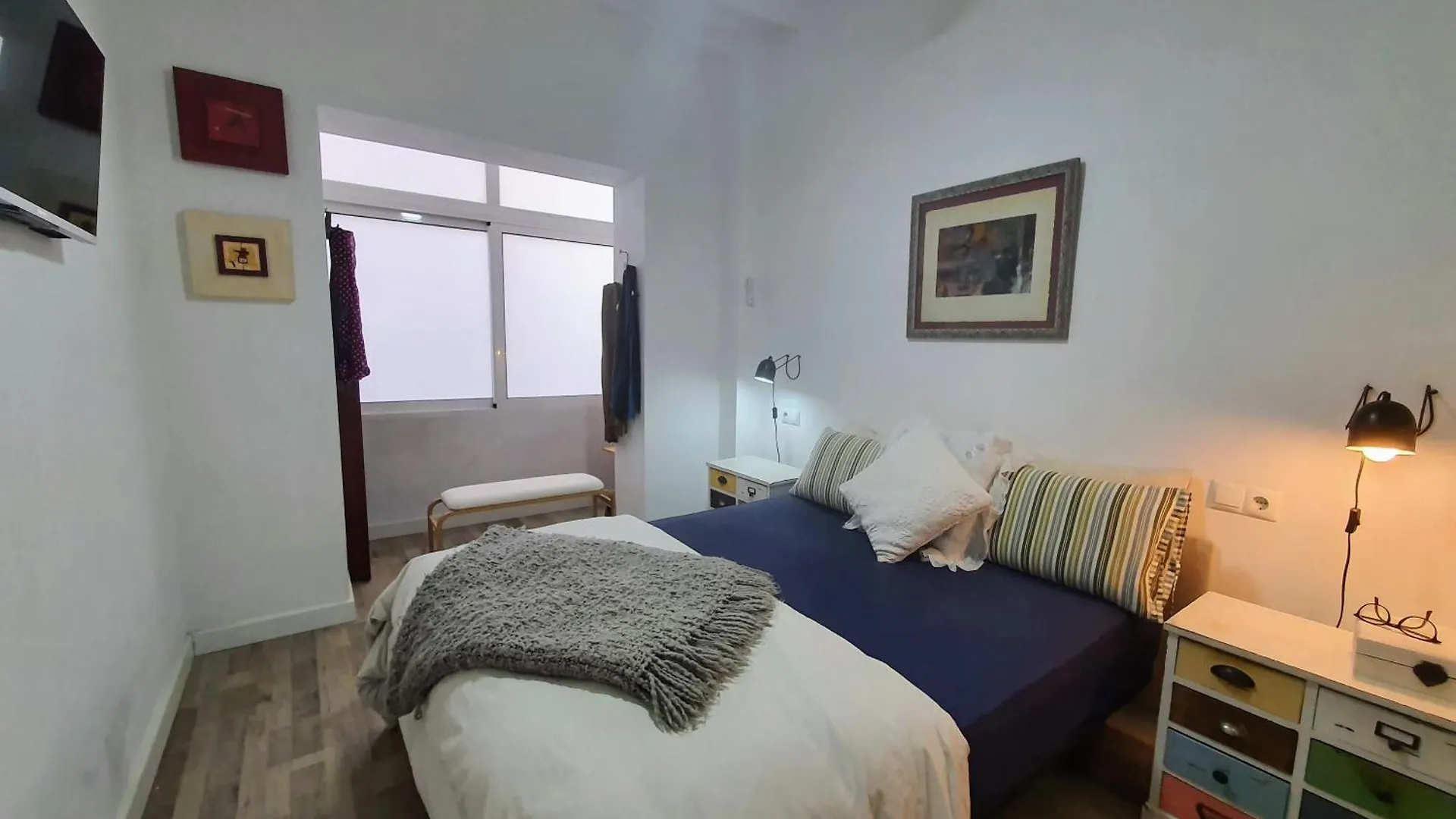Ef7 Beds & Family Apartment Tarragona Spain